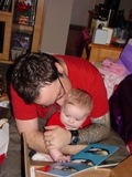 Daddy reads me a story